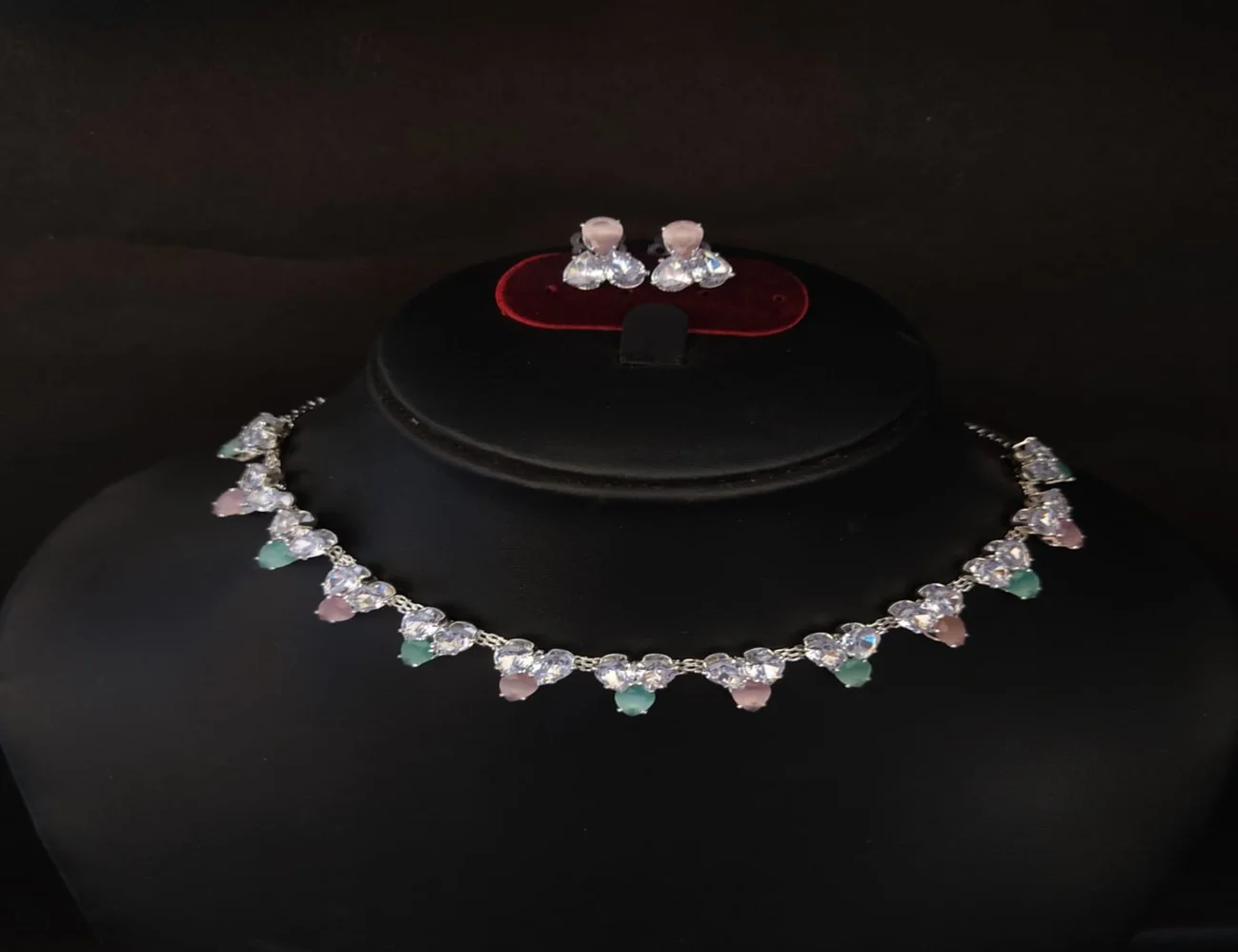 Light Pink Pearled Necklace